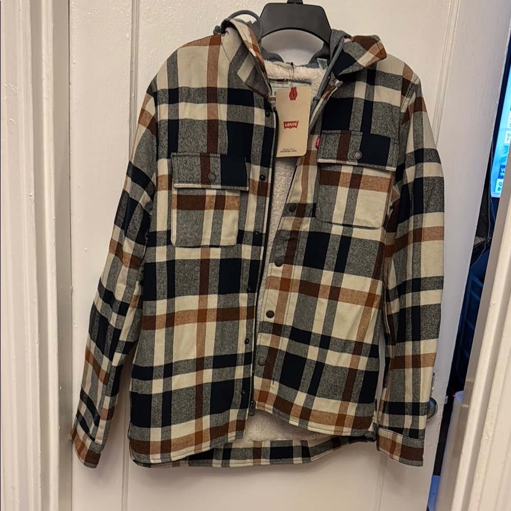 NWT Levi’s fleece jacket size S .